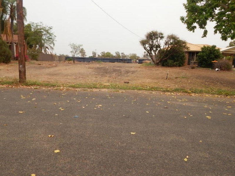 27 Boland Drive, Moree NSW 2400