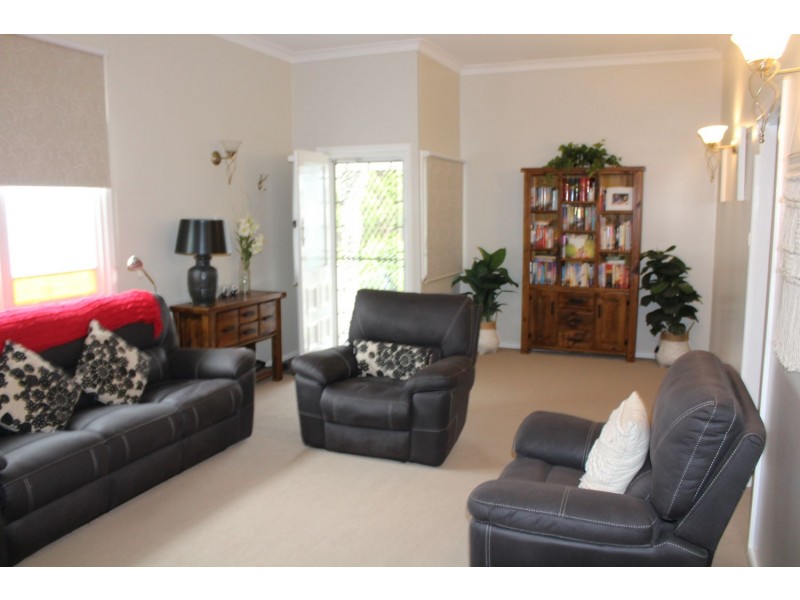 6 Edward Street, Moree NSW 2400