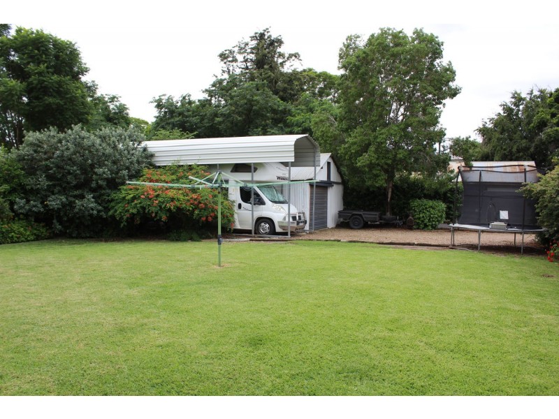 6 Edward Street, Moree NSW 2400