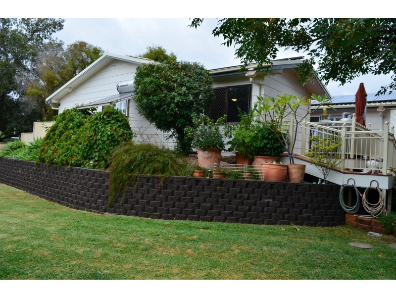 27 Boston Street, Moree NSW 2400