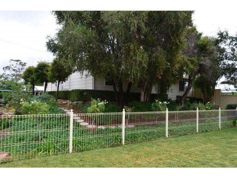 27 Boston Street, Moree NSW 2400