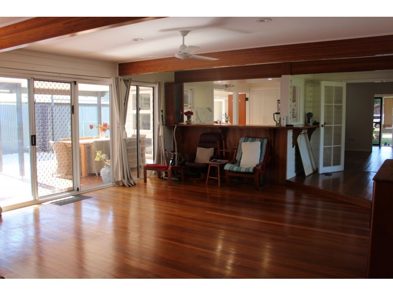 27 Sunnyside Road, Moree NSW 2400