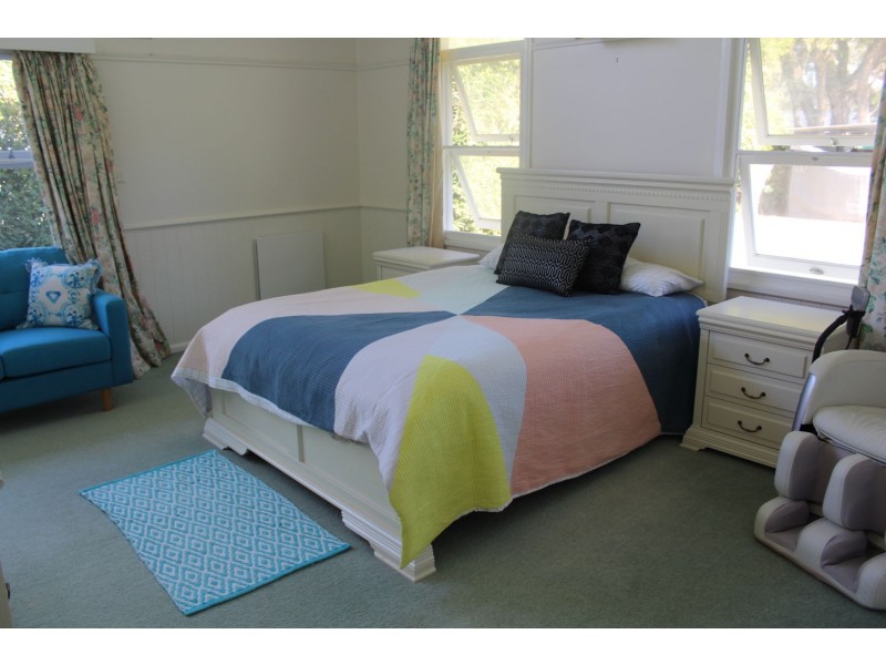 27 Sunnyside Road, Moree NSW 2400