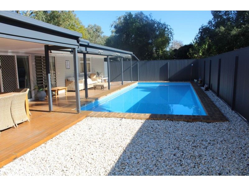 27 Sunnyside Road, Moree NSW 2400