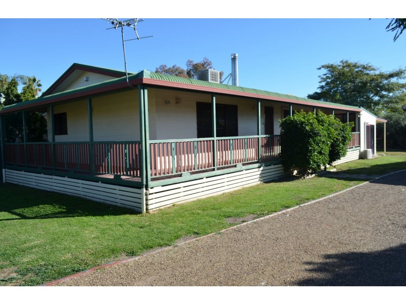 13 Bohenia Crescent, Moree NSW 2400