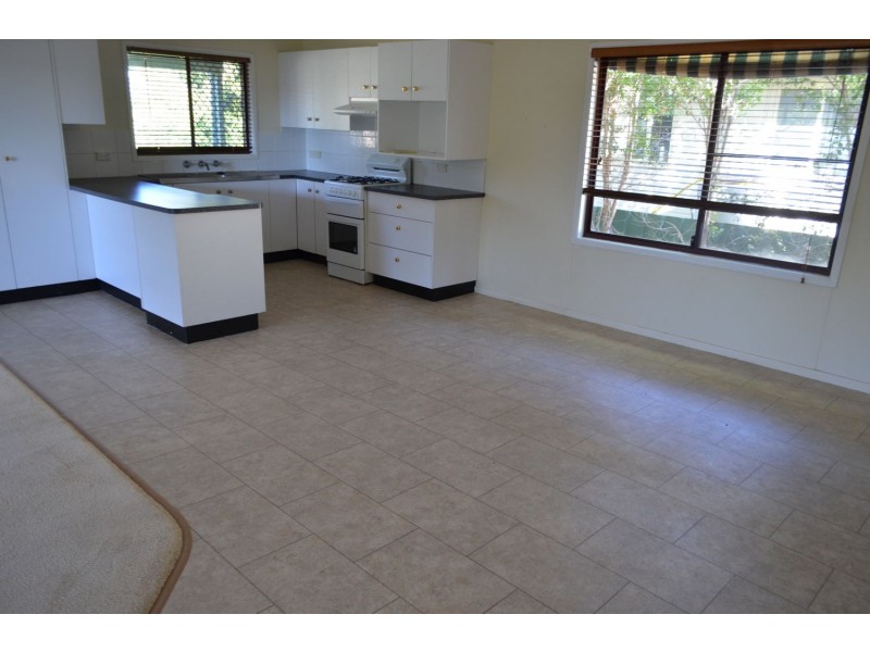 13 Bohenia Crescent, Moree NSW 2400