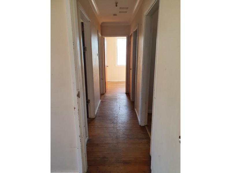 4 Krui Place, Moree NSW 2400