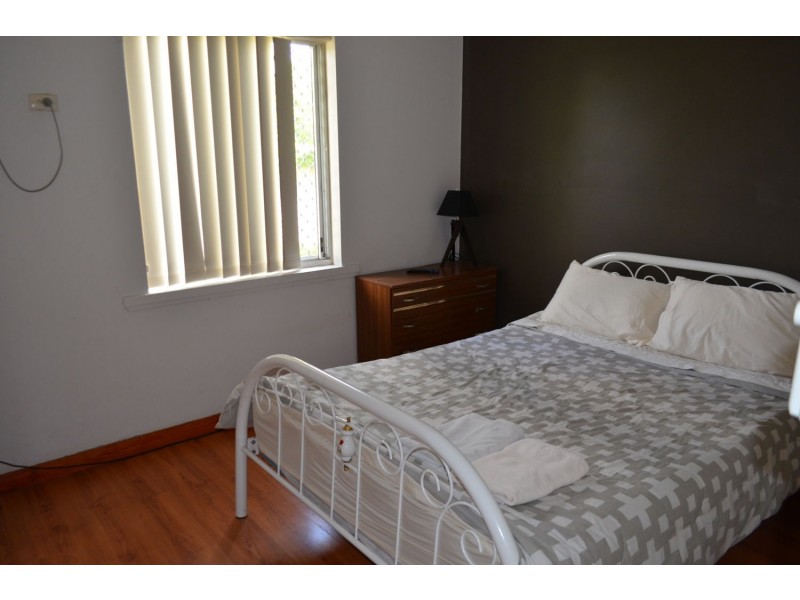 20 Dover Street, Moree NSW 2400