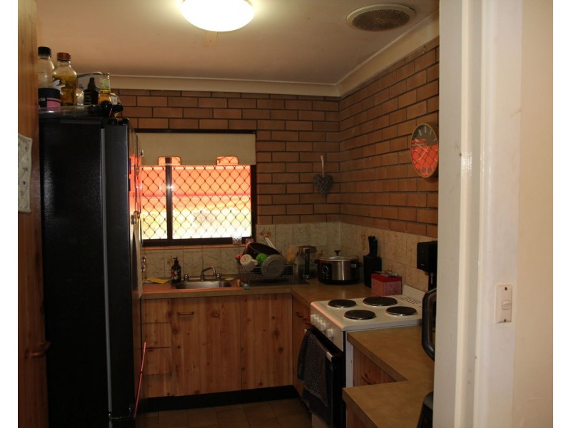 2/16 Boundary Street, Moree NSW 2400