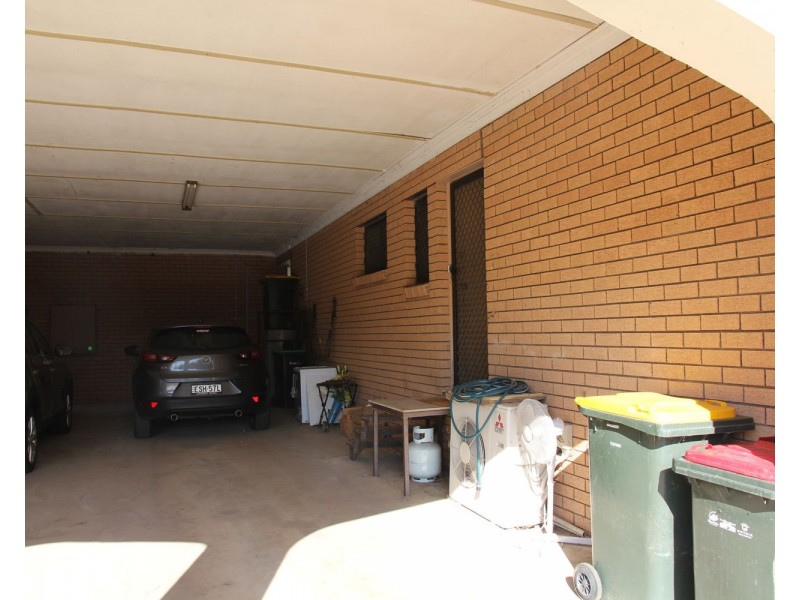 2/16 Boundary Street, Moree NSW 2400