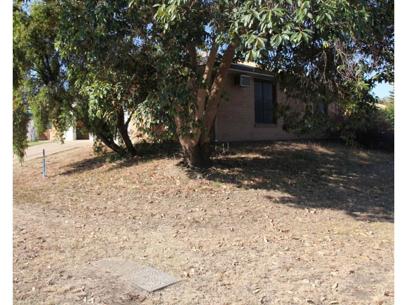 2/16 Boundary Street, Moree NSW 2400