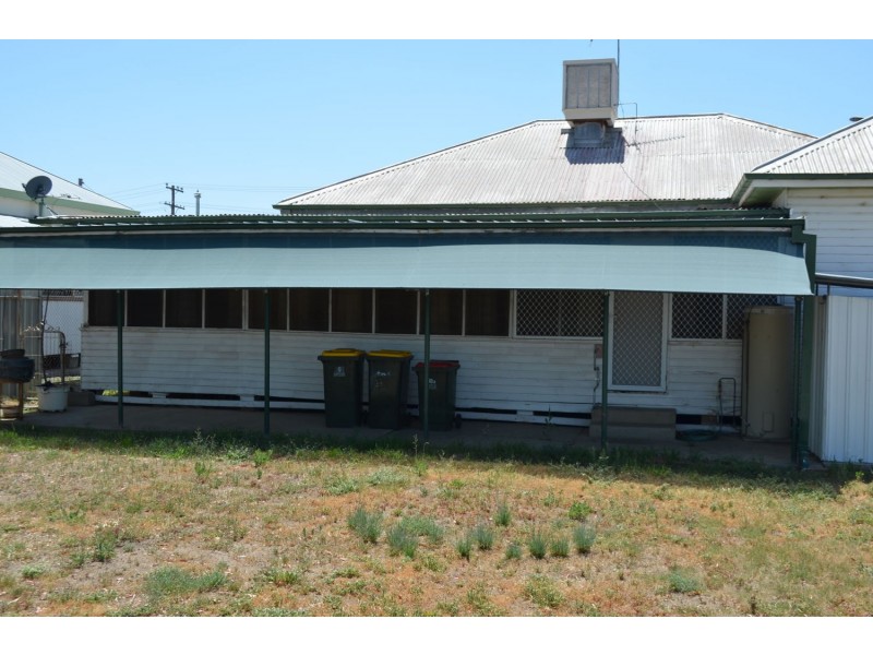 303 Warialda Street, Moree NSW 2400
