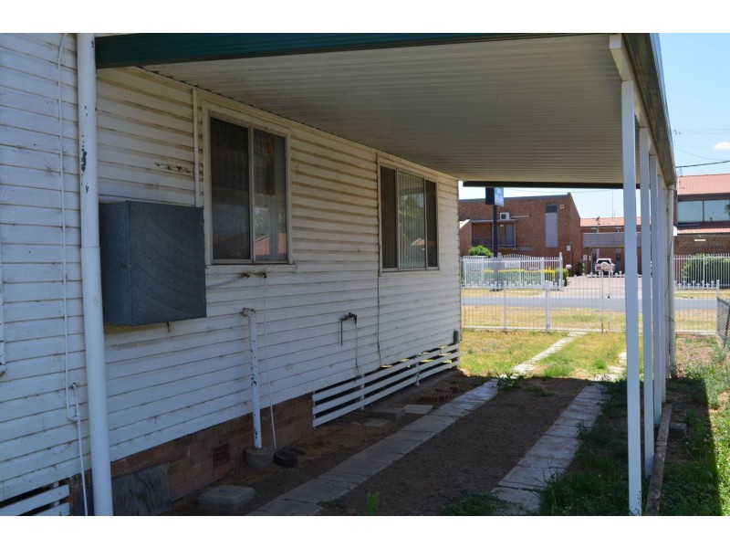 303 Warialda Street, Moree NSW 2400