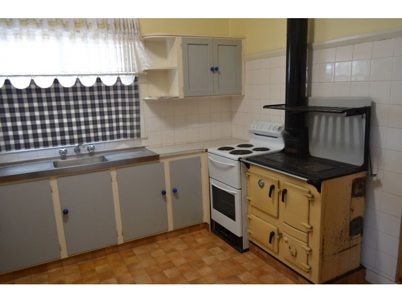 303 Warialda Street, Moree NSW 2400