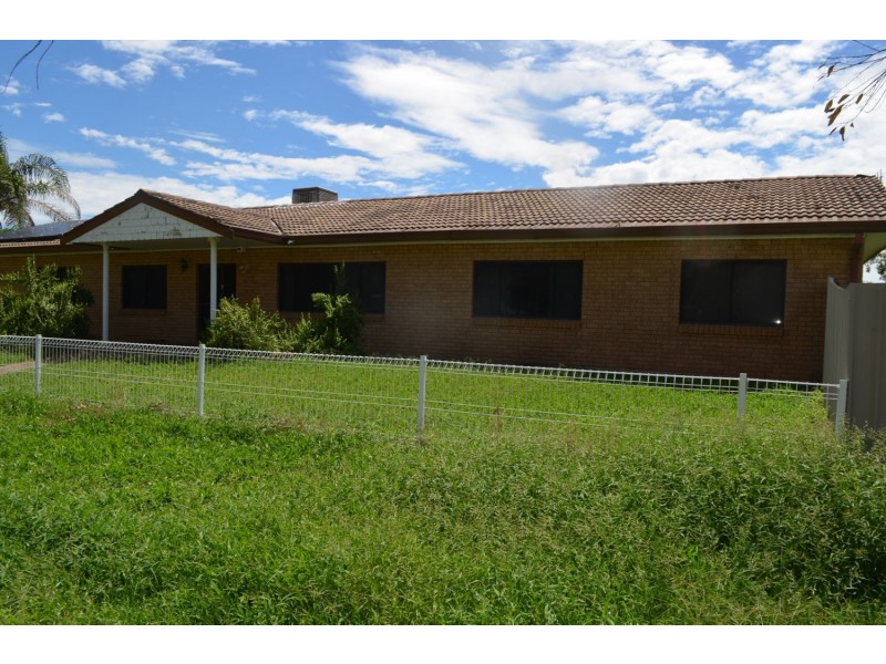90 Anne Street, Moree NSW 2400