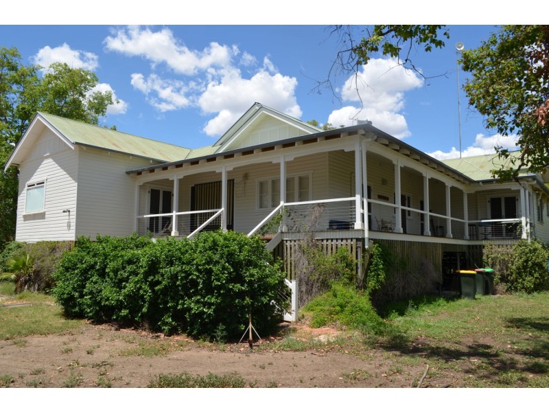 7 Kirkby Ave, Moree NSW 2400