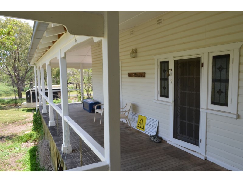 7 Kirkby Ave, Moree NSW 2400