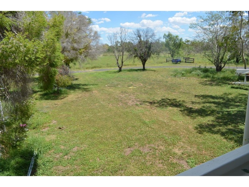 7 Kirkby Ave, Moree NSW 2400