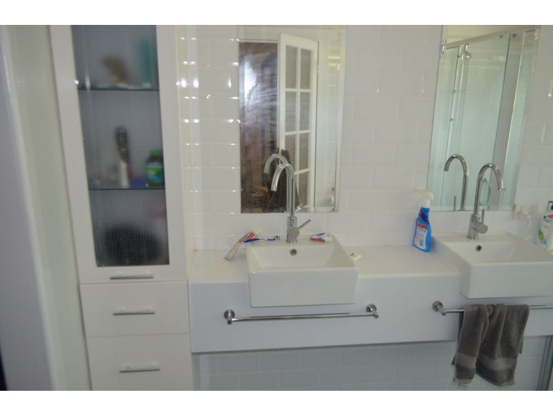 7 Kirkby Ave, Moree NSW 2400