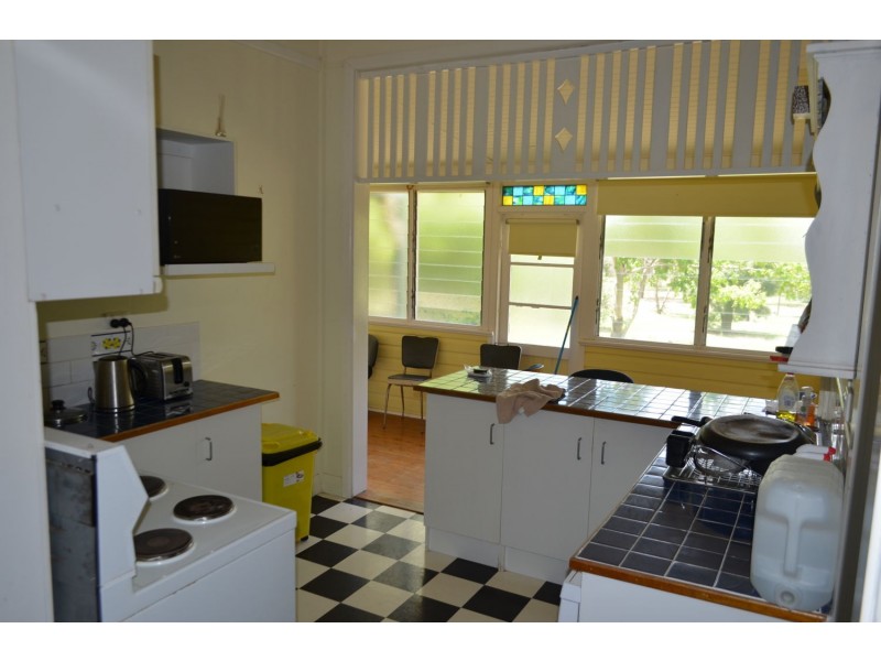 7 Kirkby Ave, Moree NSW 2400