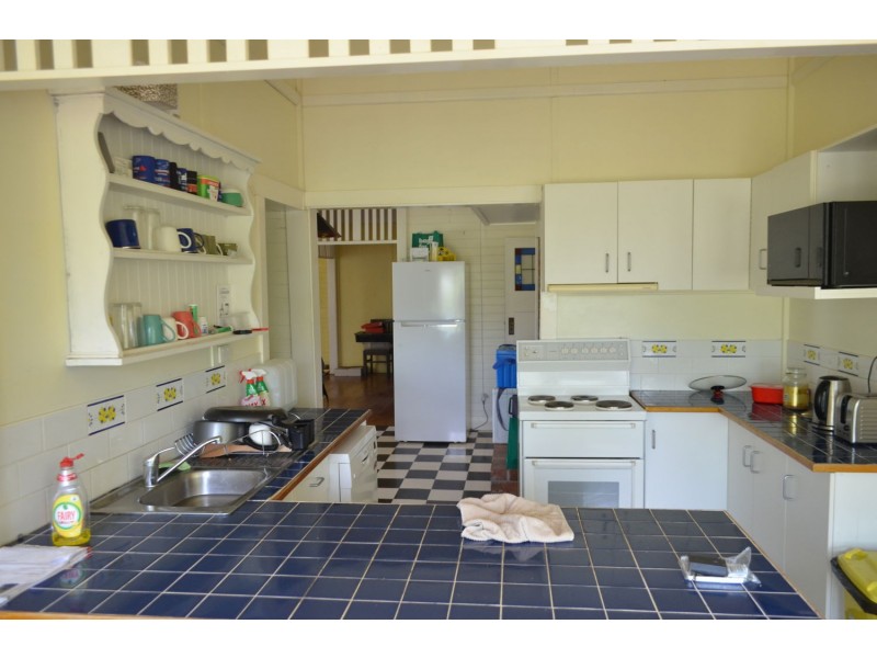 7 Kirkby Ave, Moree NSW 2400