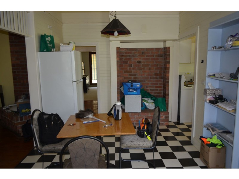 7 Kirkby Ave, Moree NSW 2400