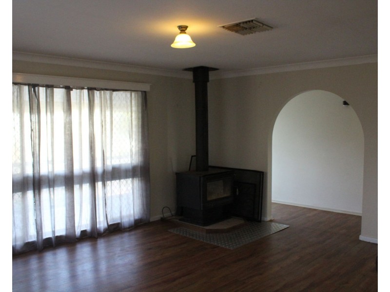 19 Kamilaroi Drive, Moree NSW 2400