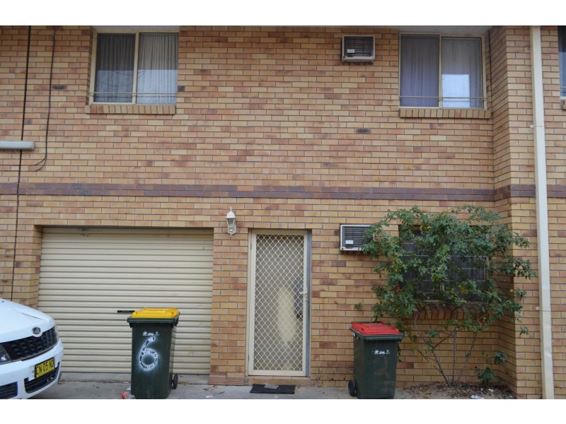 2/4-6 Dover Street, Moree NSW 2400