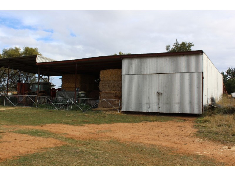 “Geebung” Gwydir Highway, Gravesend NSW 2401