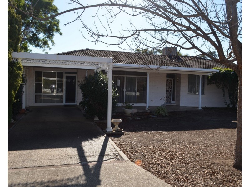 7 Crane Place, Moree NSW 2400