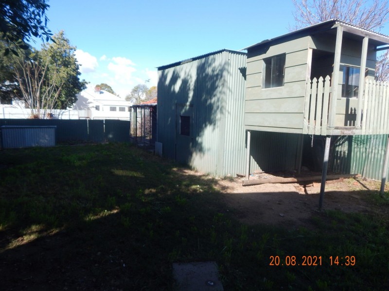8 Chester Street, Moree NSW 2400