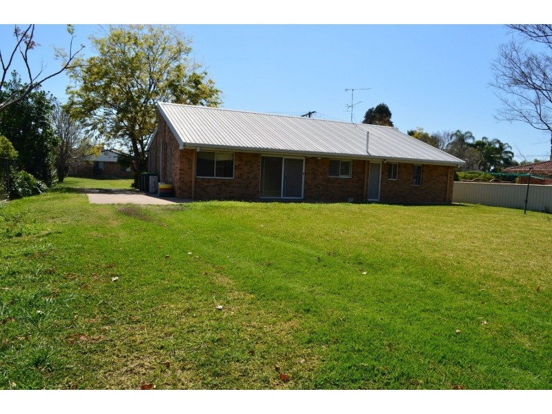 14 Carwee Street, Moree NSW 2400