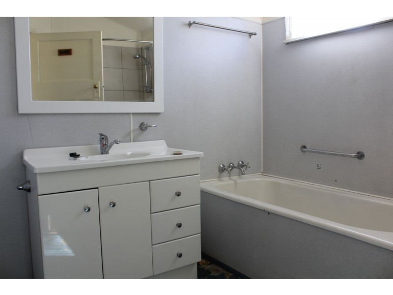 84 Hope Street, Warialda NSW 2402