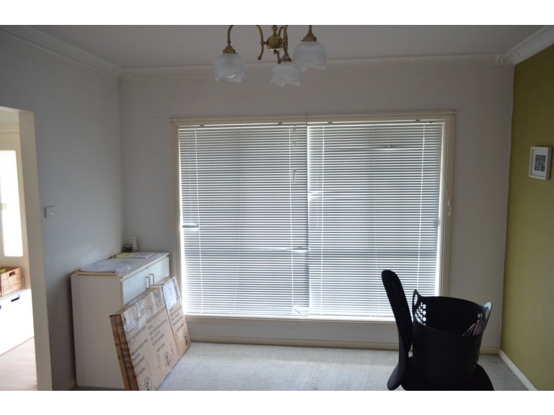 11 Loren Avenue, Moree NSW 2400