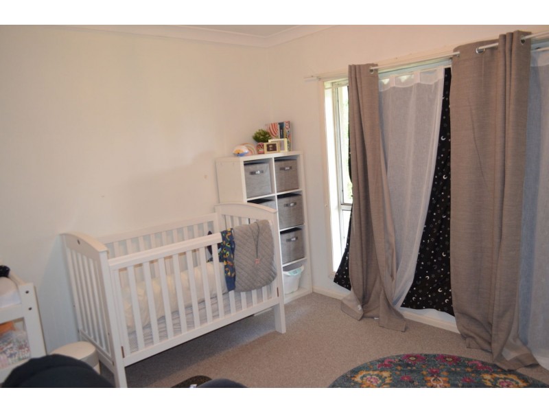 11 Loren Avenue, Moree NSW 2400