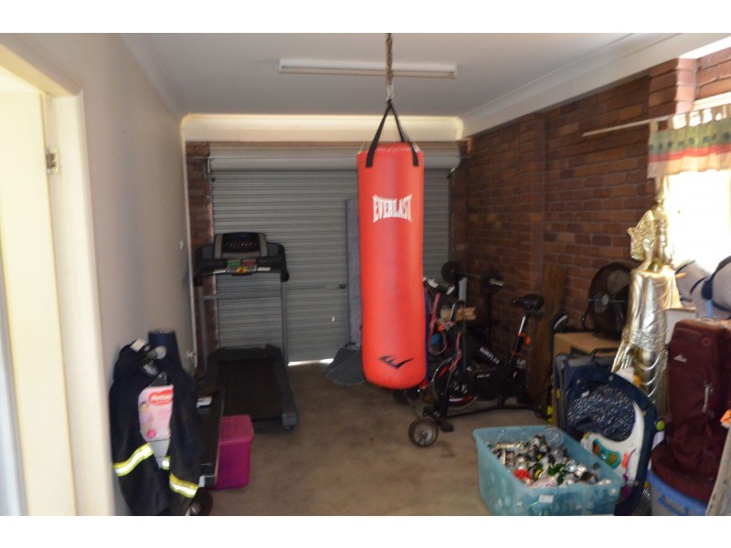 11 Loren Avenue, Moree NSW 2400