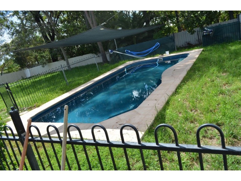 11 Loren Avenue, Moree NSW 2400