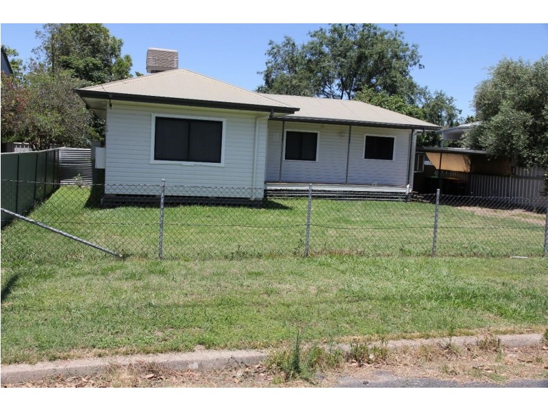 8 Mitchell Street, Moree NSW 2400