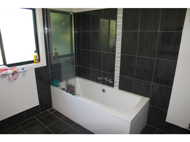 8 Mitchell Street, Moree NSW 2400