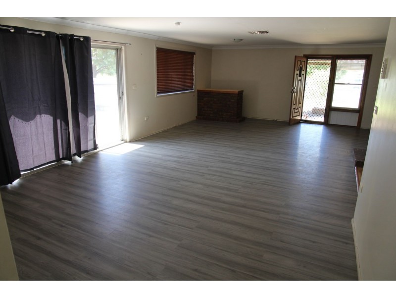 1 Boland Drive, Moree NSW 2400