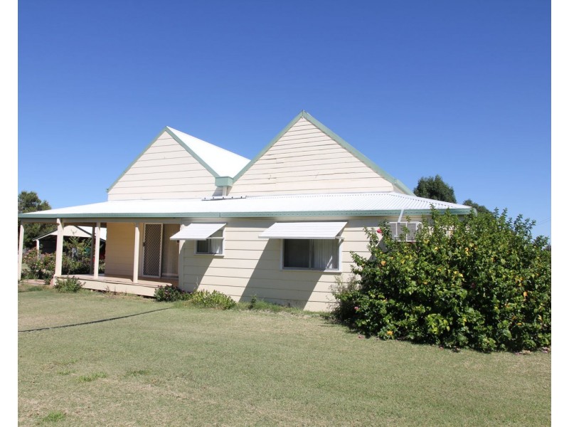 24 Gineroi Street, Pallamallawa NSW 2399