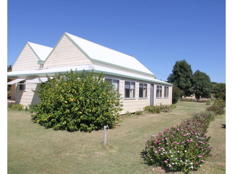 24 Gineroi Street, Pallamallawa NSW 2399