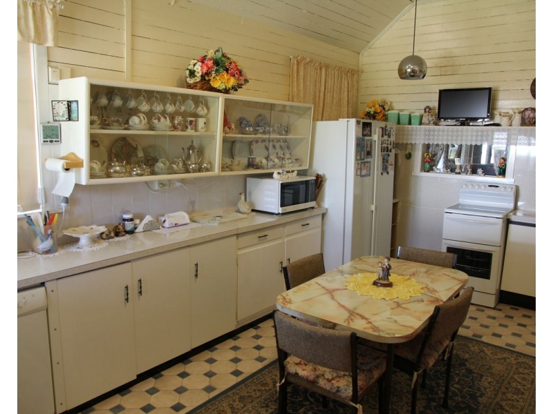 24 Gineroi Street, Pallamallawa NSW 2399