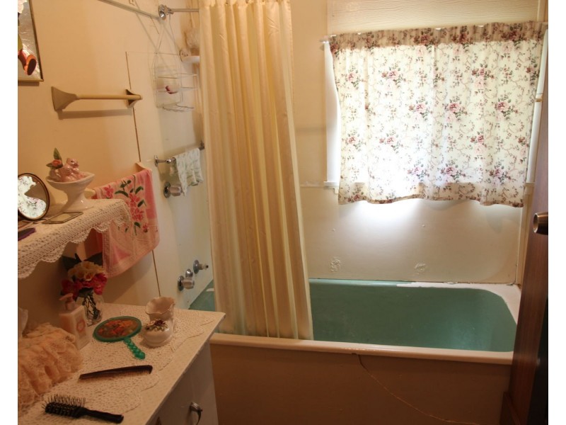 24 Gineroi Street, Pallamallawa NSW 2399