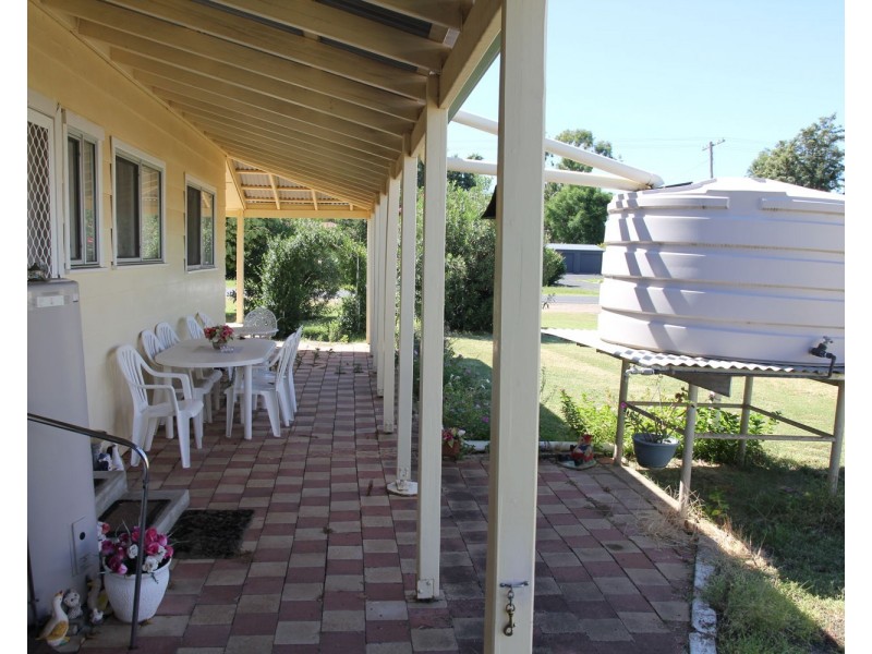 24 Gineroi Street, Pallamallawa NSW 2399