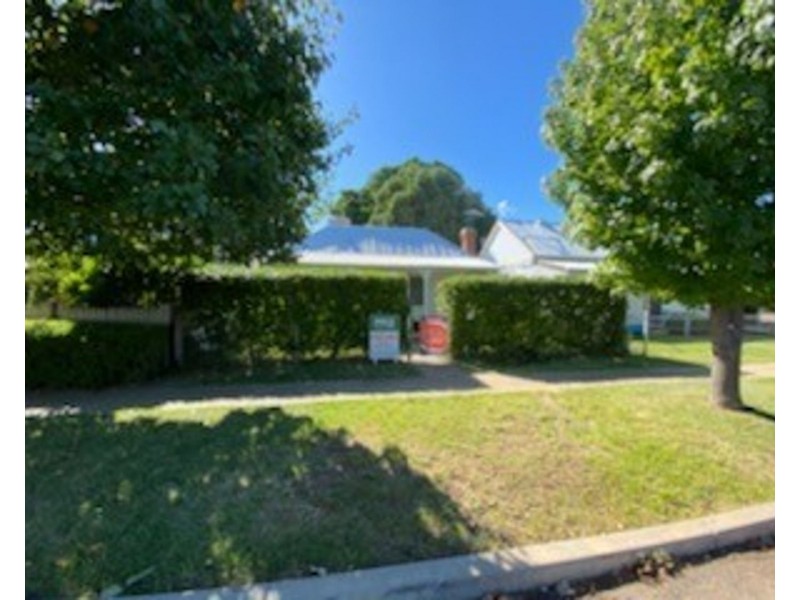 76 Edward Street, Moree NSW 2400