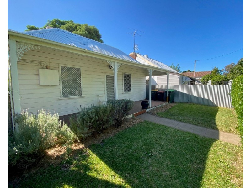 76 Edward Street, Moree NSW 2400