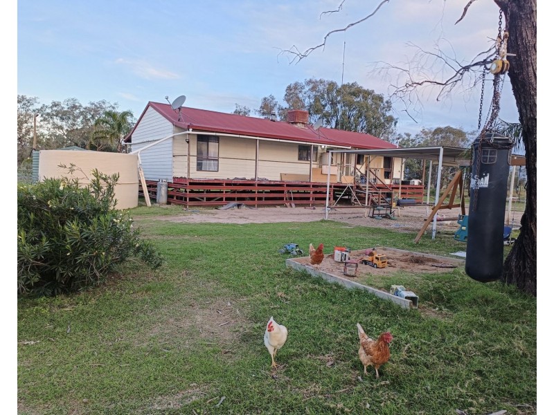 9 Currah Street, Weemelah NSW 2406