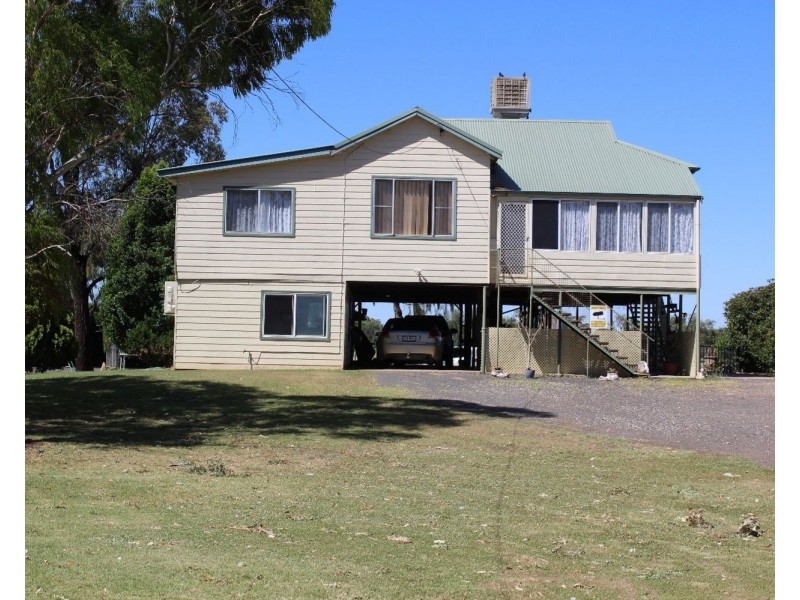 “The Oaks” Chinamans Lane, Moree NSW 2400