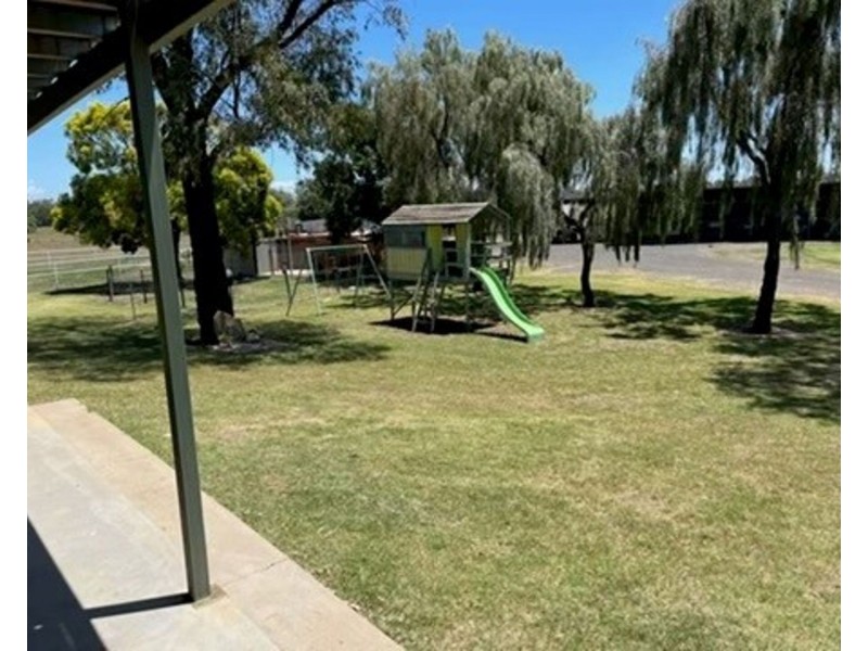 “The Oaks” Chinamans Lane, Moree NSW 2400